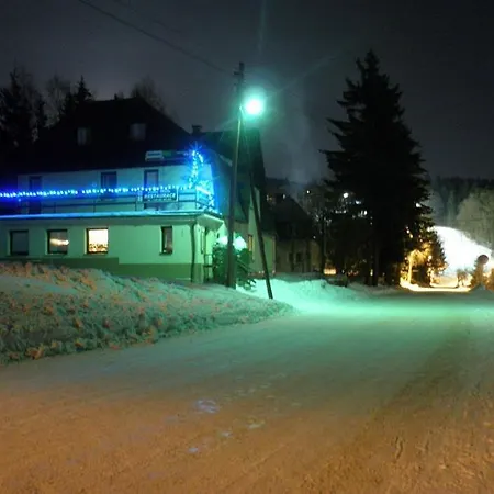 Alpehytte Maja